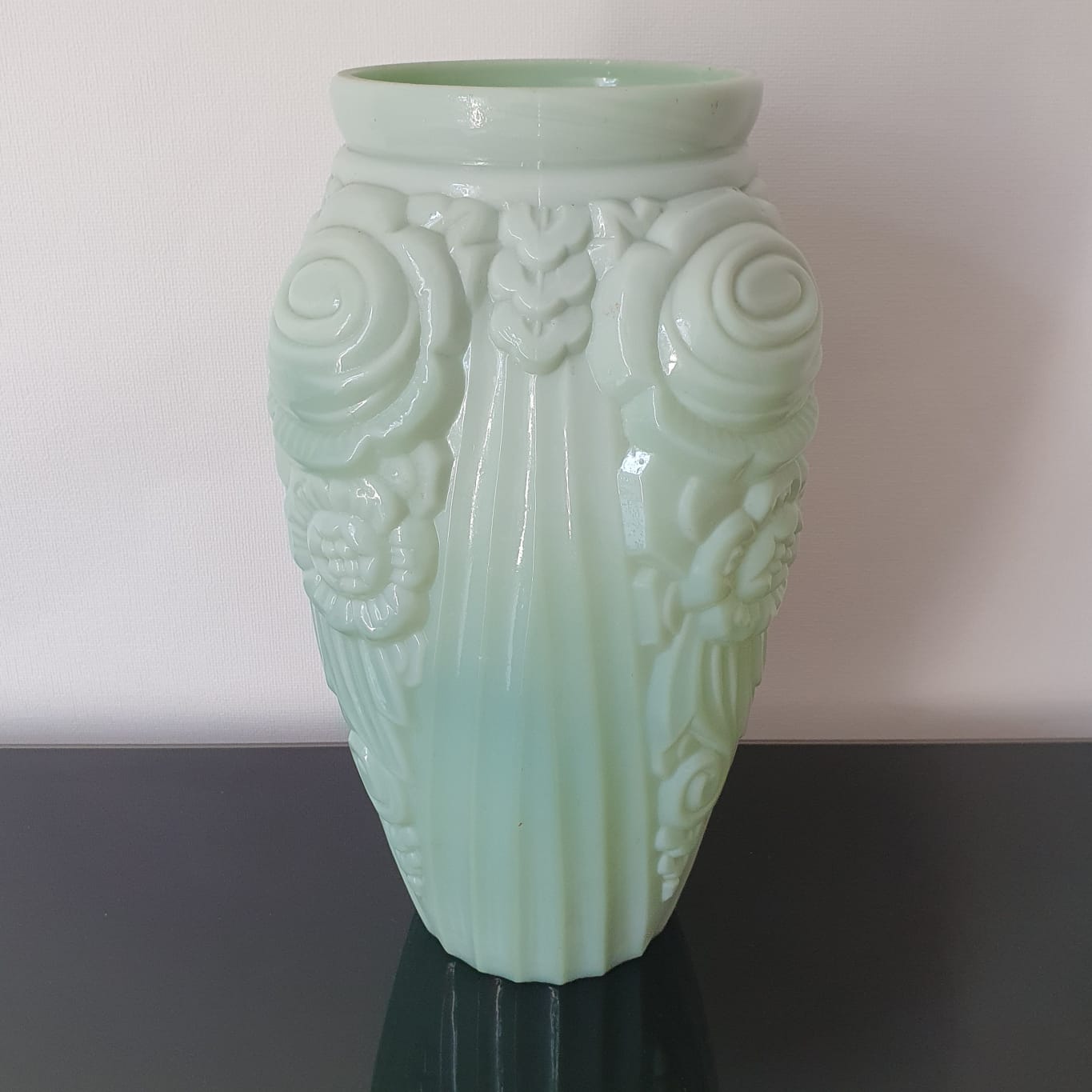 Vase en opaline Art Deco