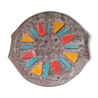 Round dish in varnished faience