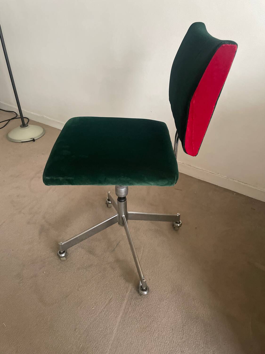 Office chair on wheels from the 60s