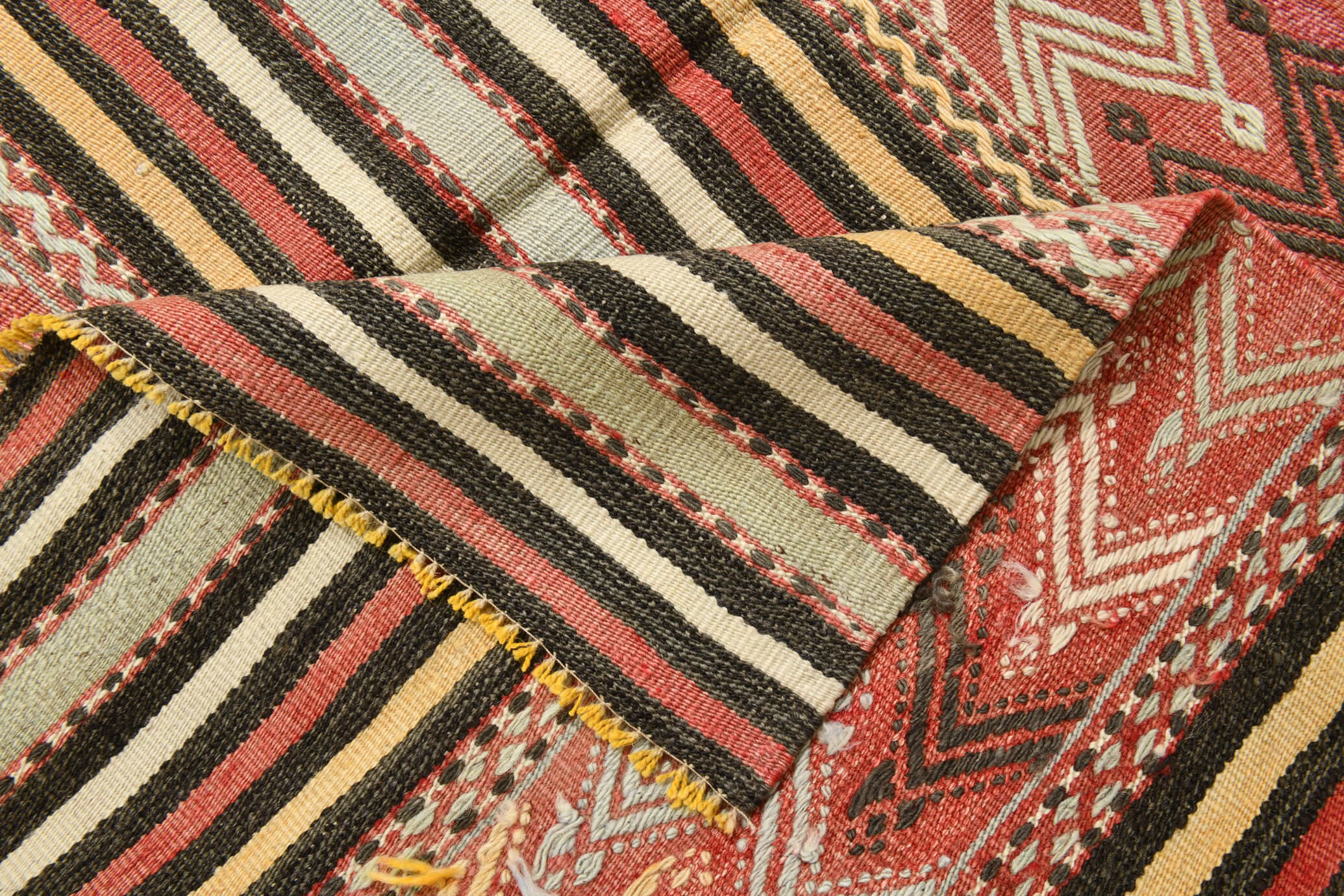 4x7 Kilim Vintage Rug, 138x218Cm