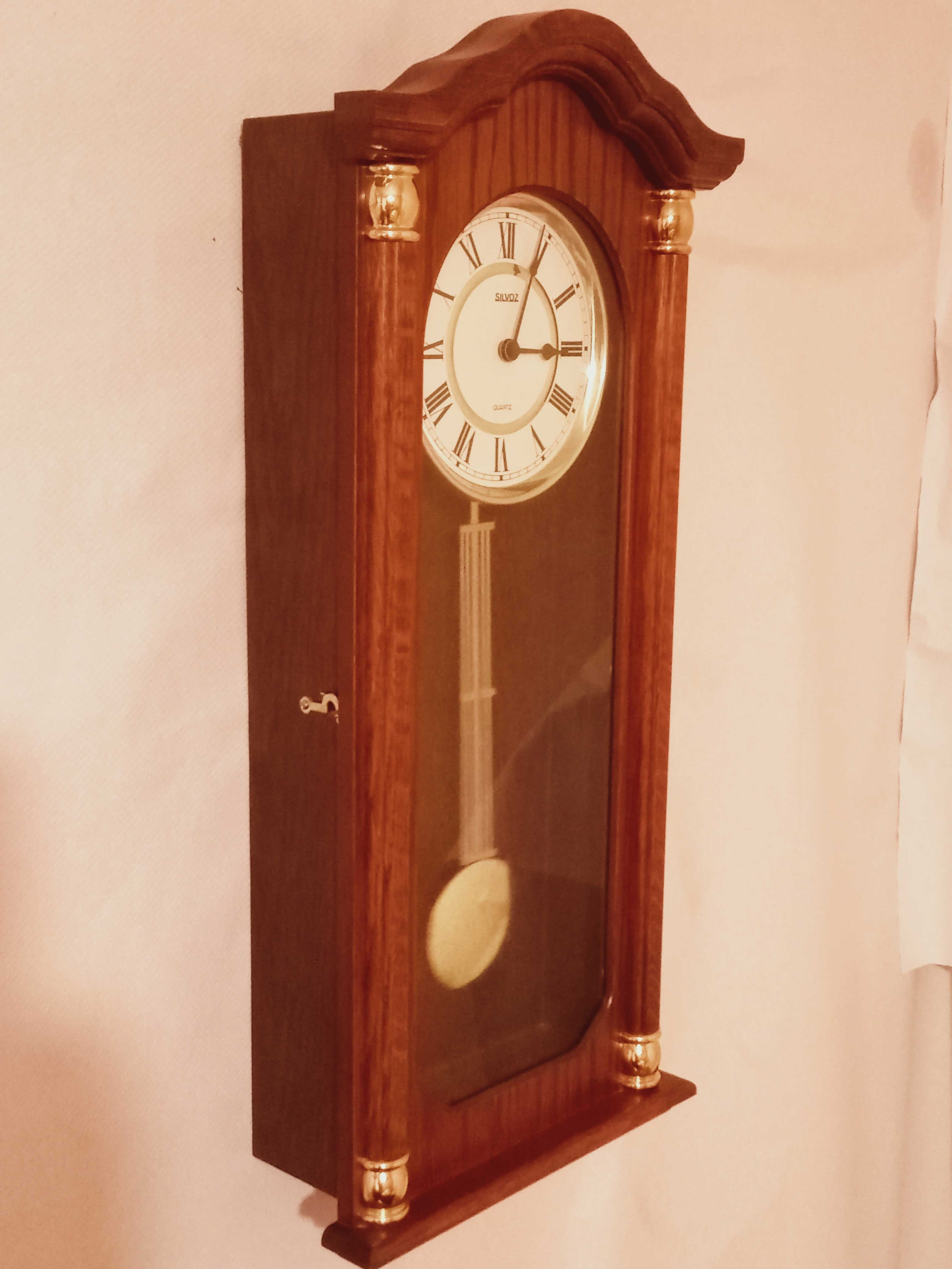 Silvoz pendulum wall pendulum clock (chime).