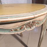 Provençal style table with its extensions
