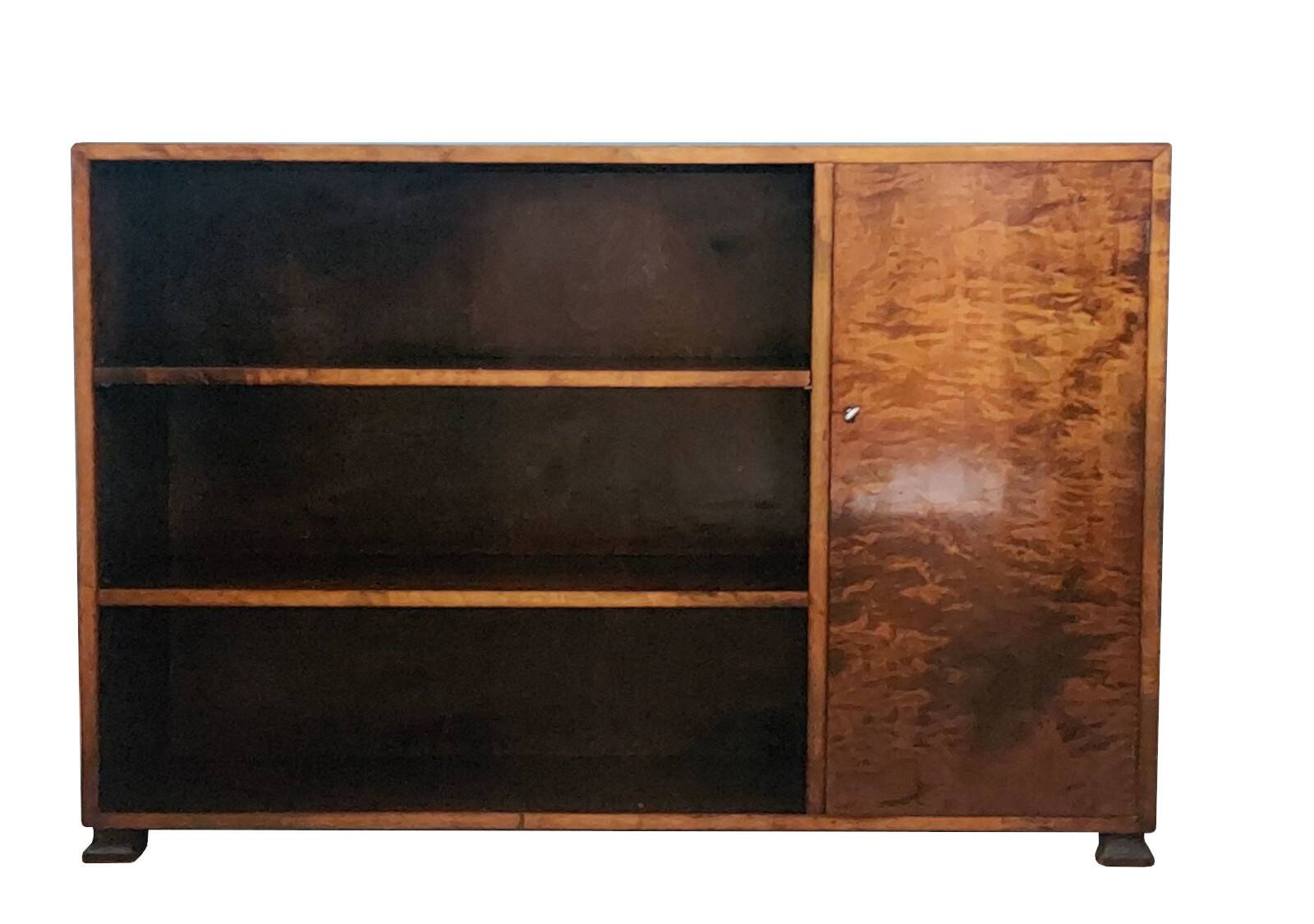 Commode/armoire en noyer, années 1950