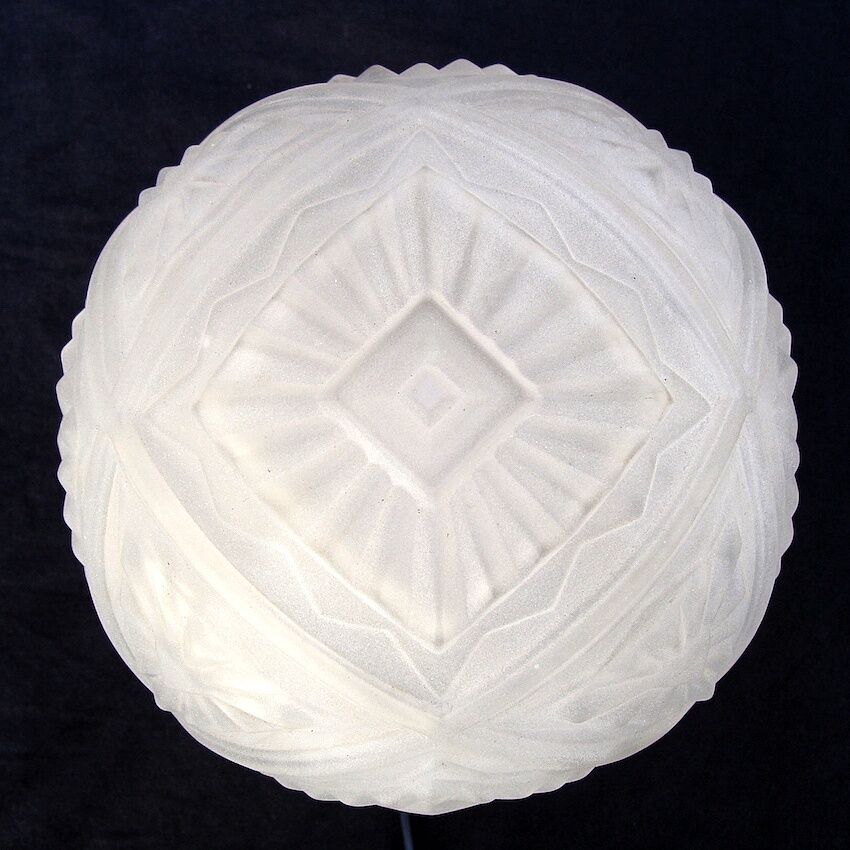 1930 bedside lamp watch