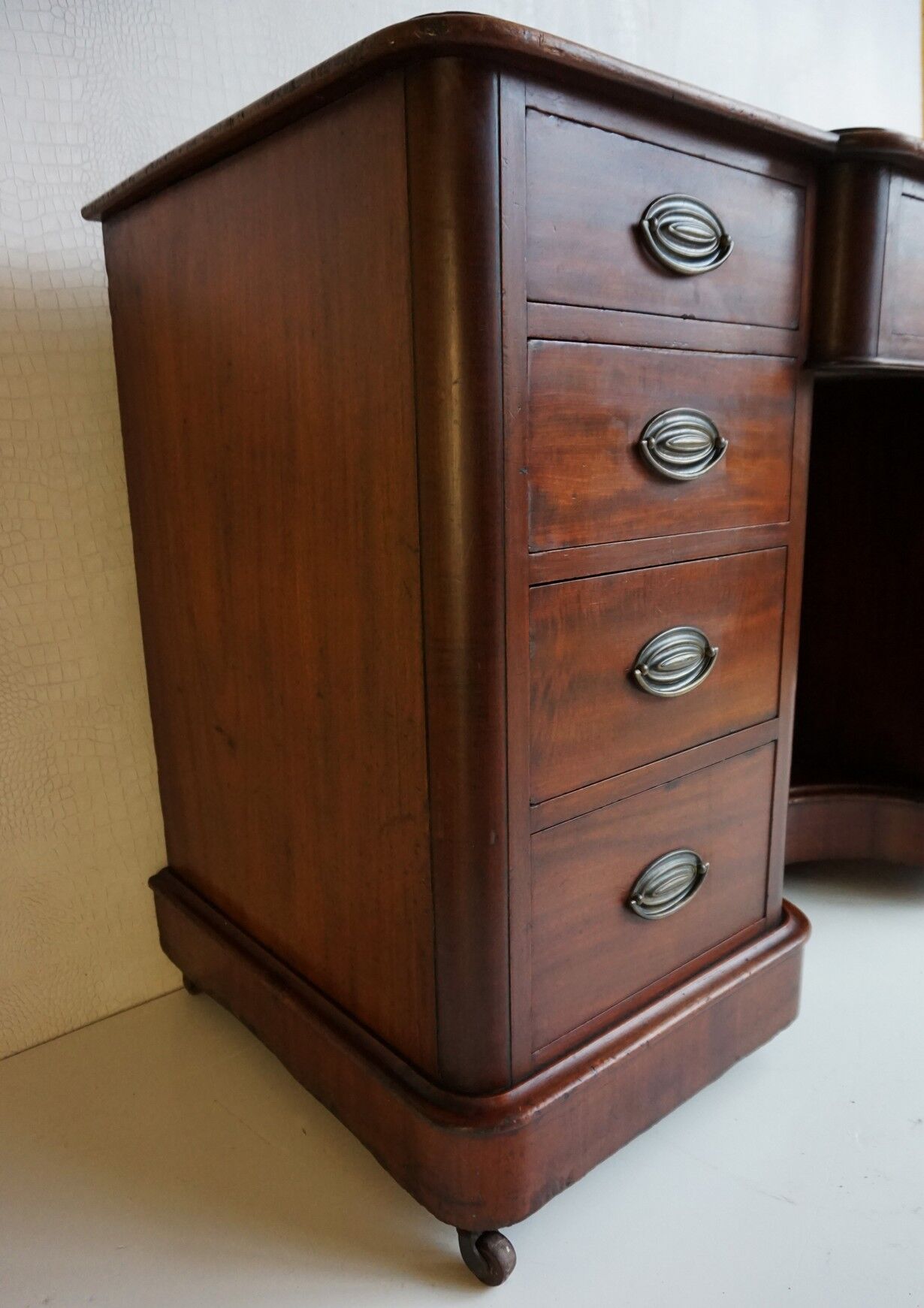 Bureau antique