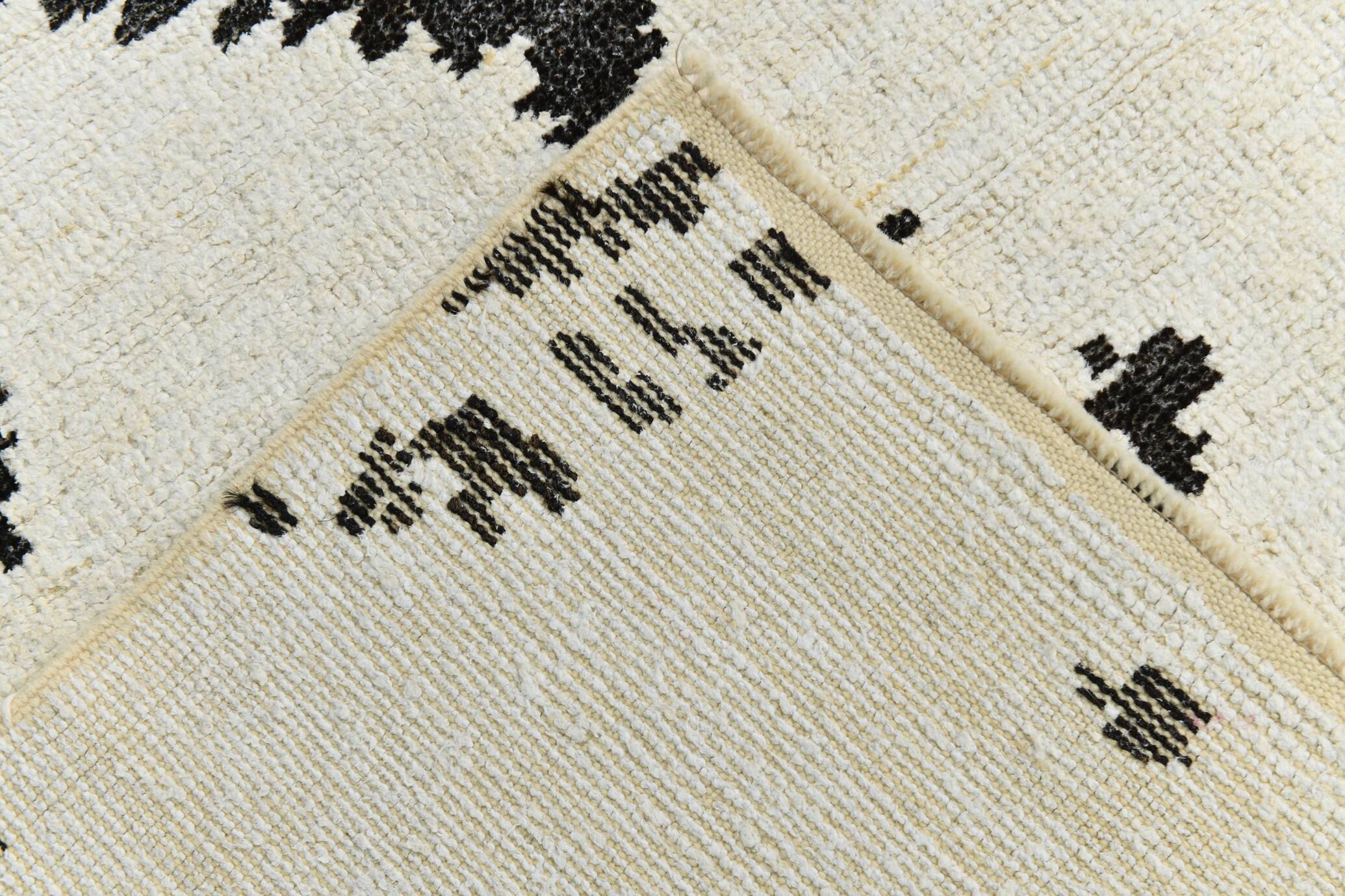 7x10 Neutral White Modern Super Soft Moroccan Rug, 216x294Cm