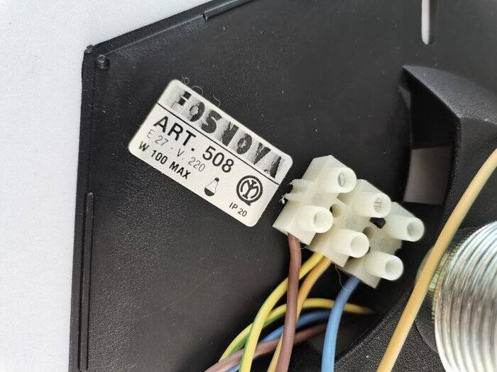 Pair of Italian wall lights by Fosnova from the 1980s.