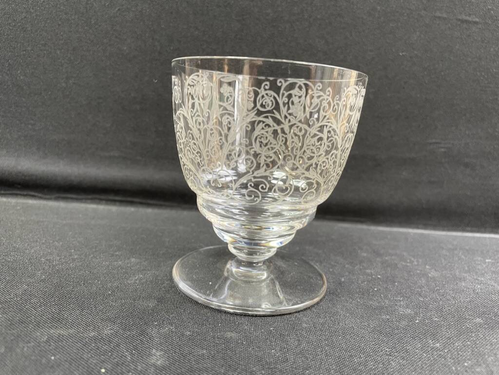 6 stamped Baccarat Lulli wine glasses