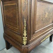 Vitrine ancienne en marqueterie et bronze, XIXème siècle