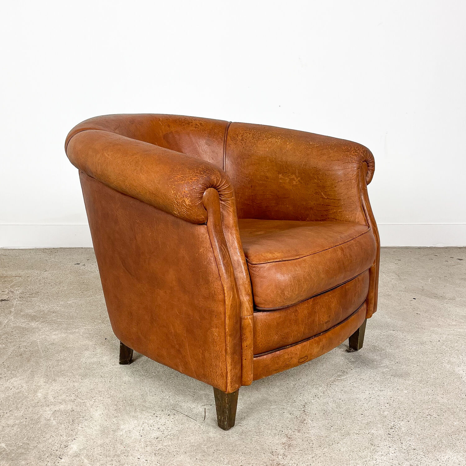 Vintage sheep leather club chair tub notter