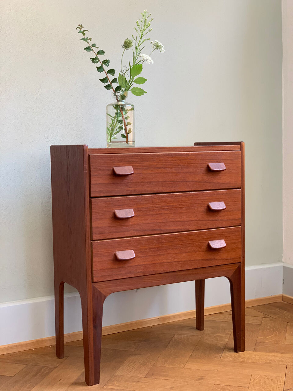 Danish mid-century chest of drawers by Poul Hundevad