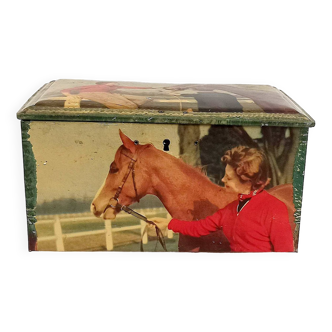 Metal biscuit box with 50s horse riding decor