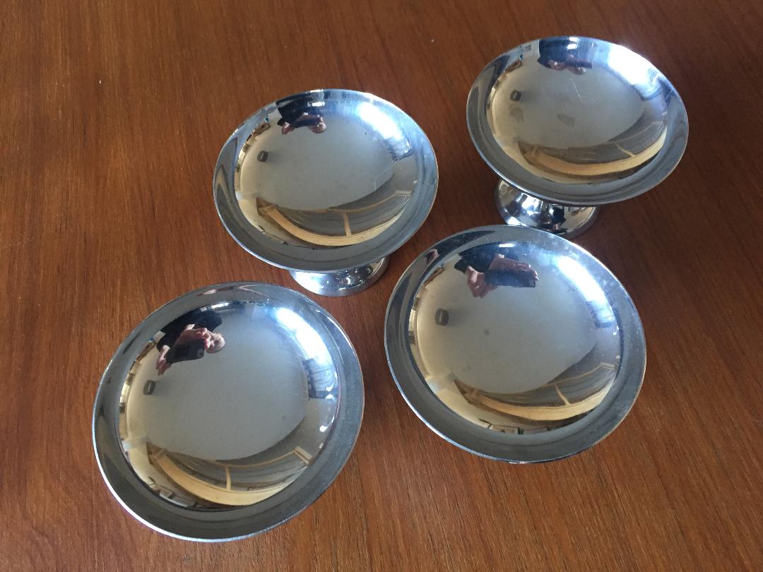 Set of 4 vintage ice cream cups 1960