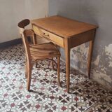 Table bureau