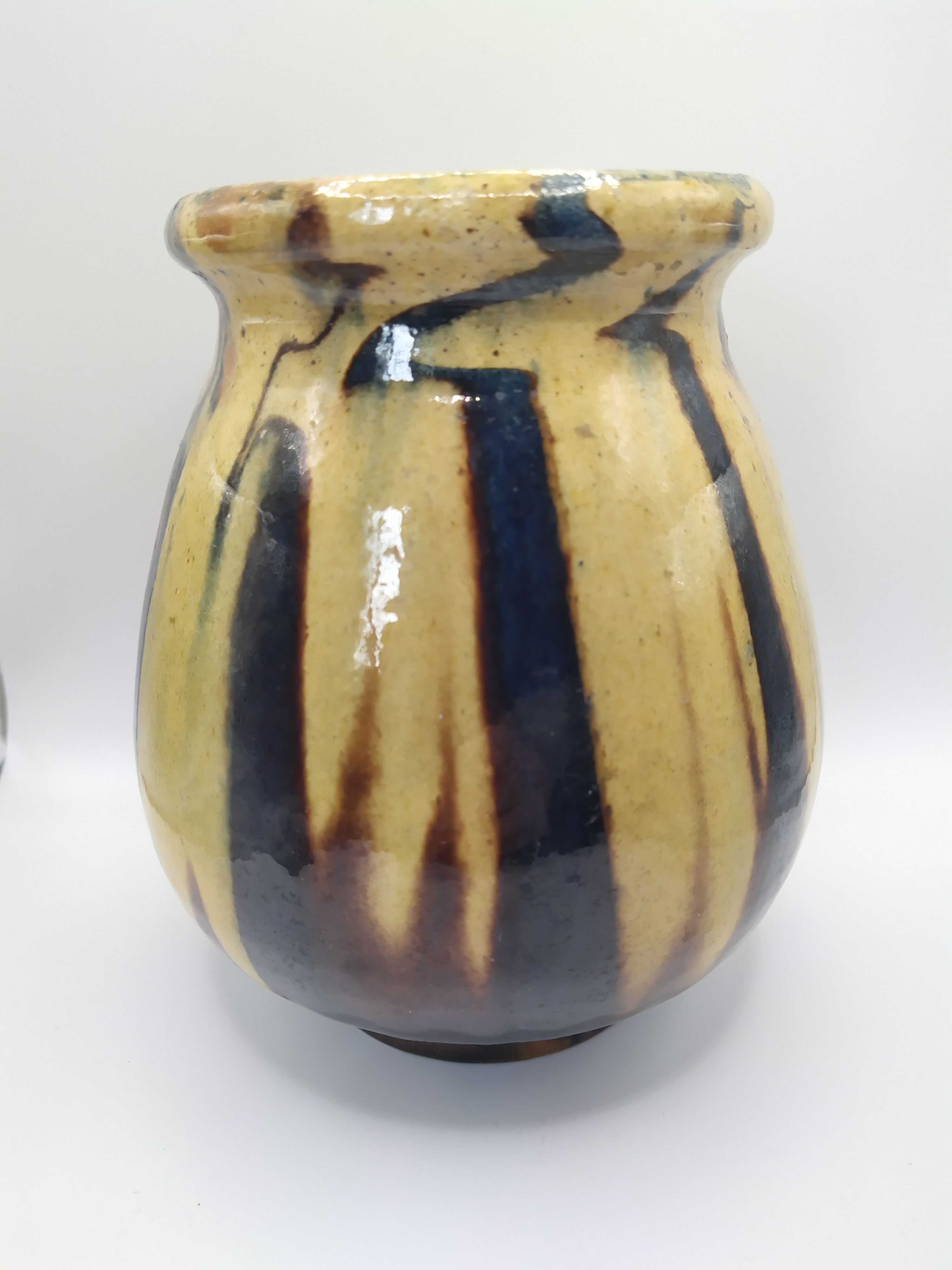 Enamelled pot placide saltalamacchi