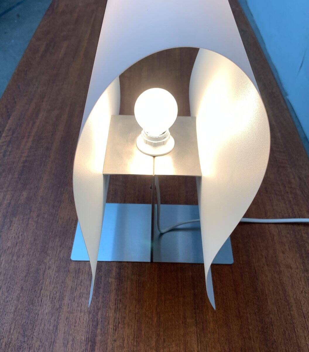 Minimalist table lamp model Emma by Cristina Lamiquiz, 1995