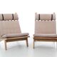 Pair of Scandinavian armchairs GE 375, with 1 pair of armrests.