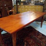 Farm table