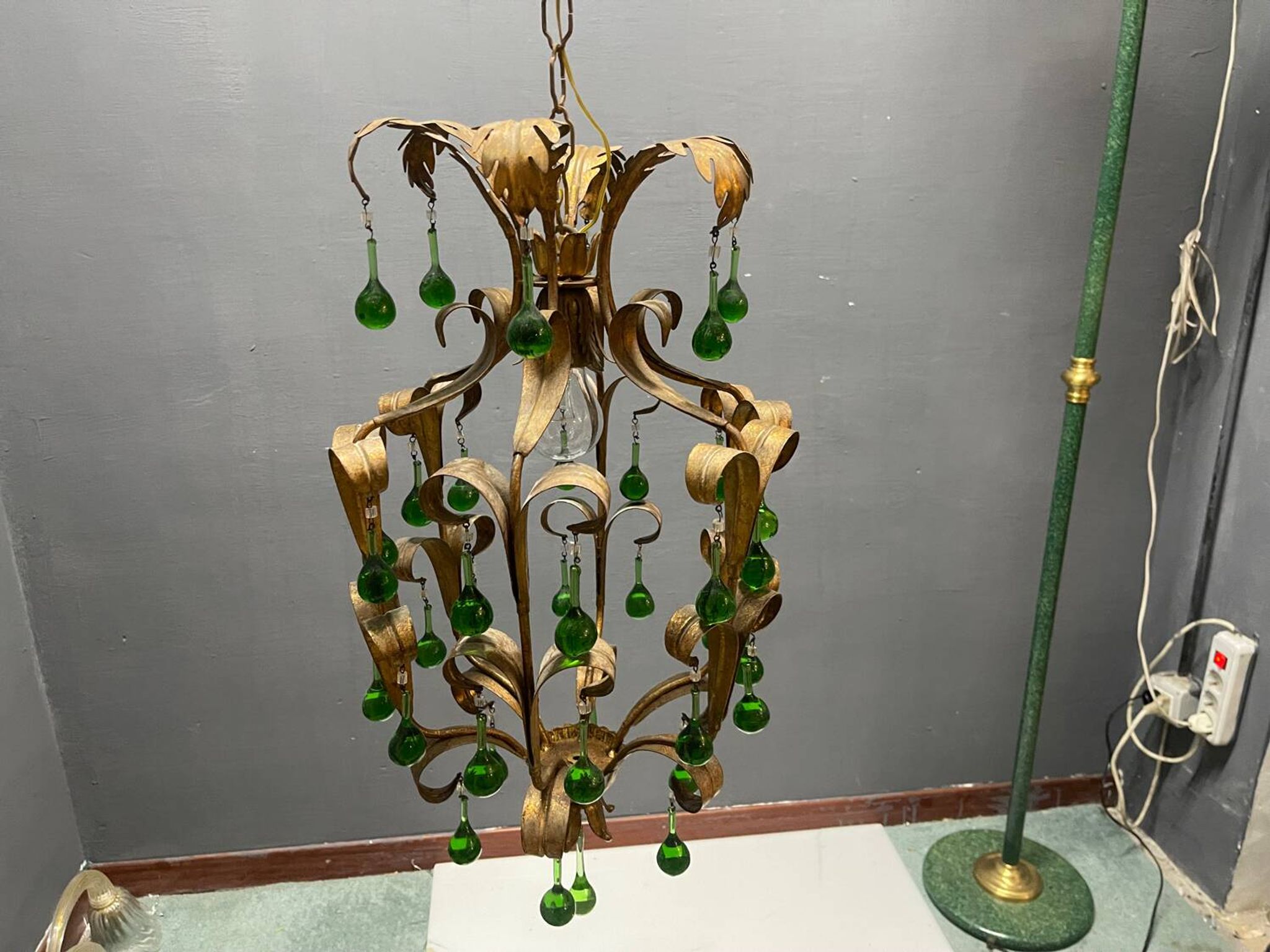 Lustre en verre de Murano Tole vert des années 1960