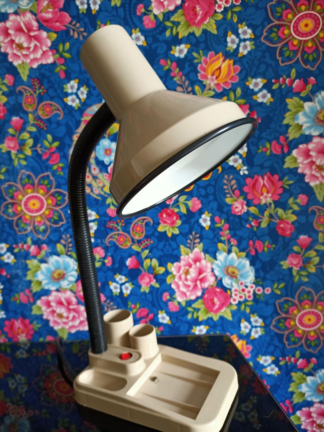 Vintage desk lamp