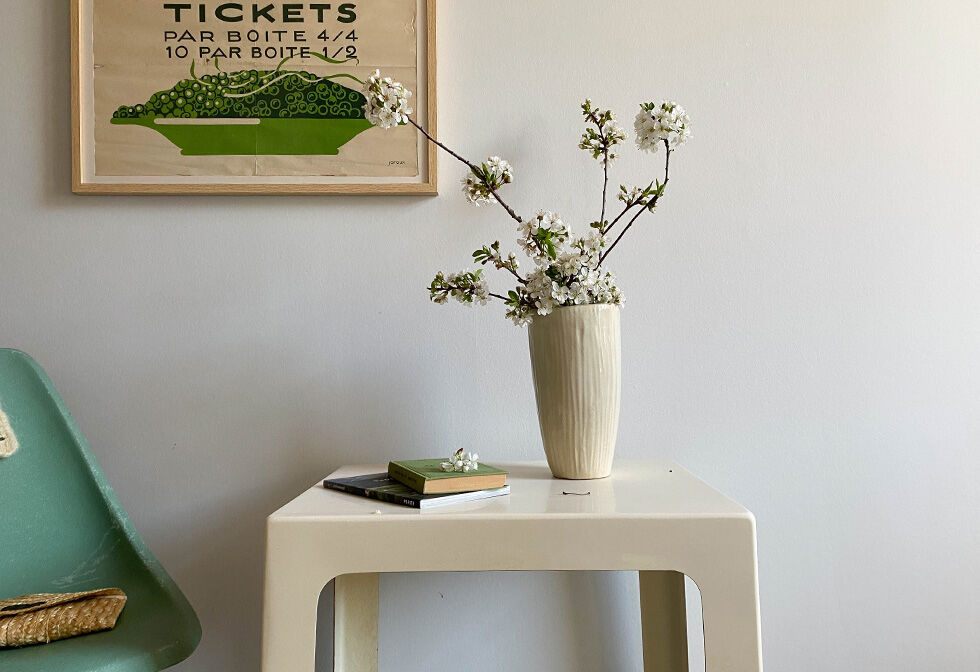 70' fiberglass side table