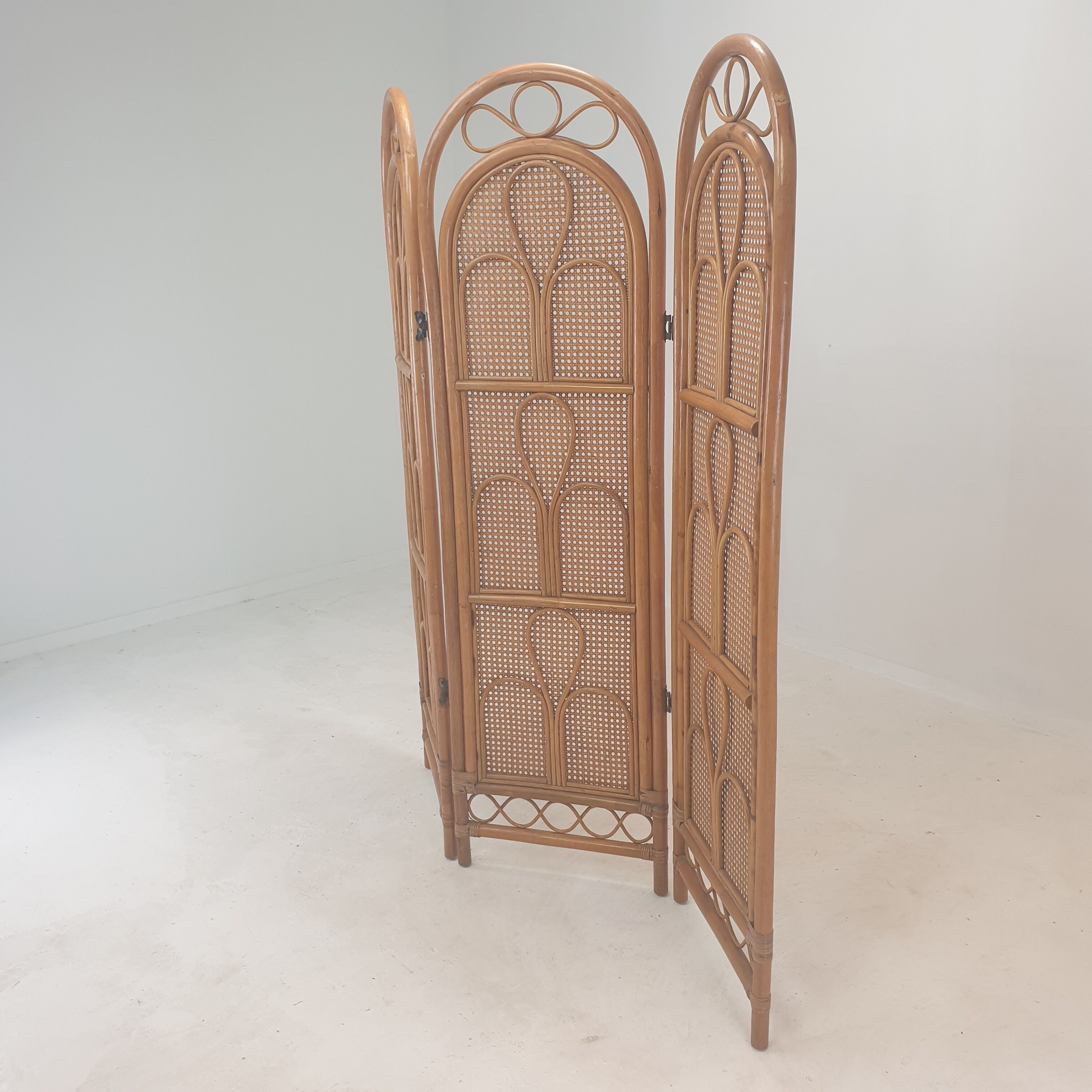 Italian rattan and wicker room divider 1960s