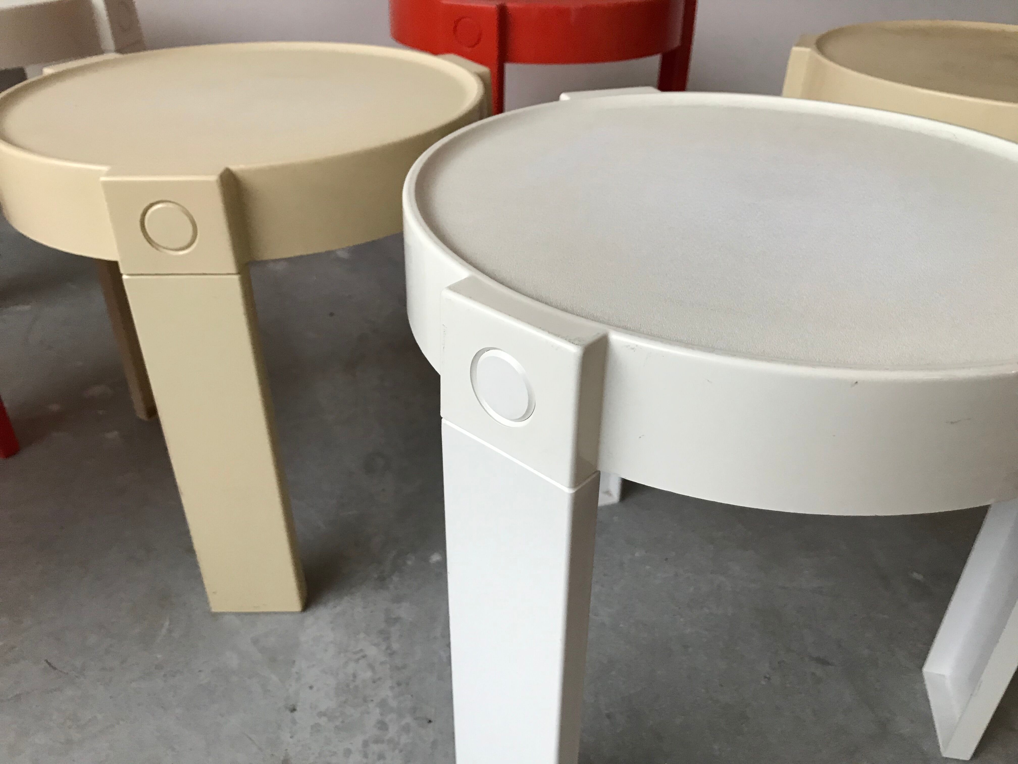 Suite of 3 stackable gigognes tables, made in holland, 1970