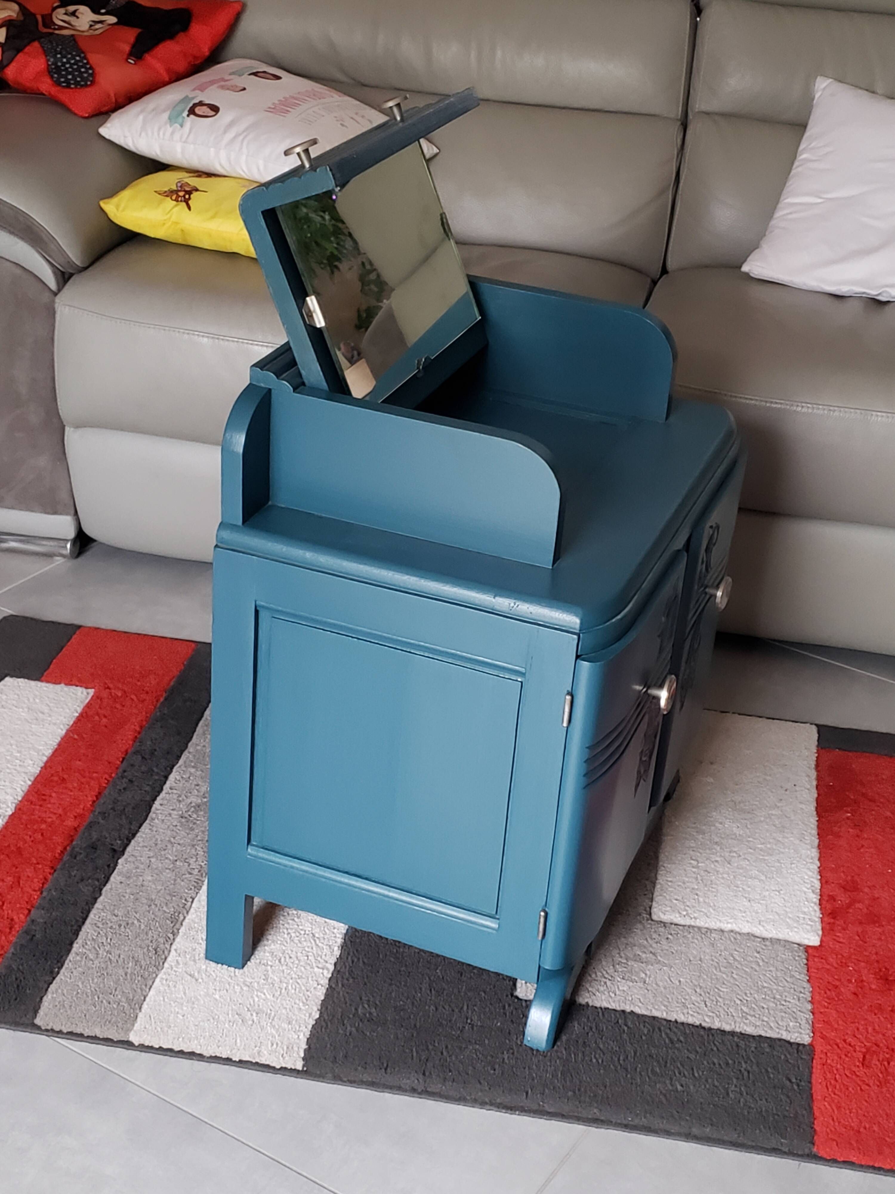 Vintage dressing table and bedside table