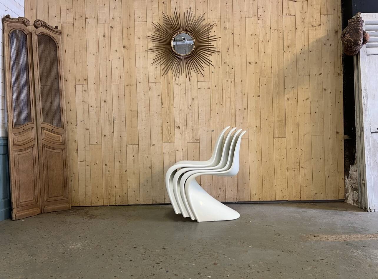 Pantone Verner 1st Edition Chairs