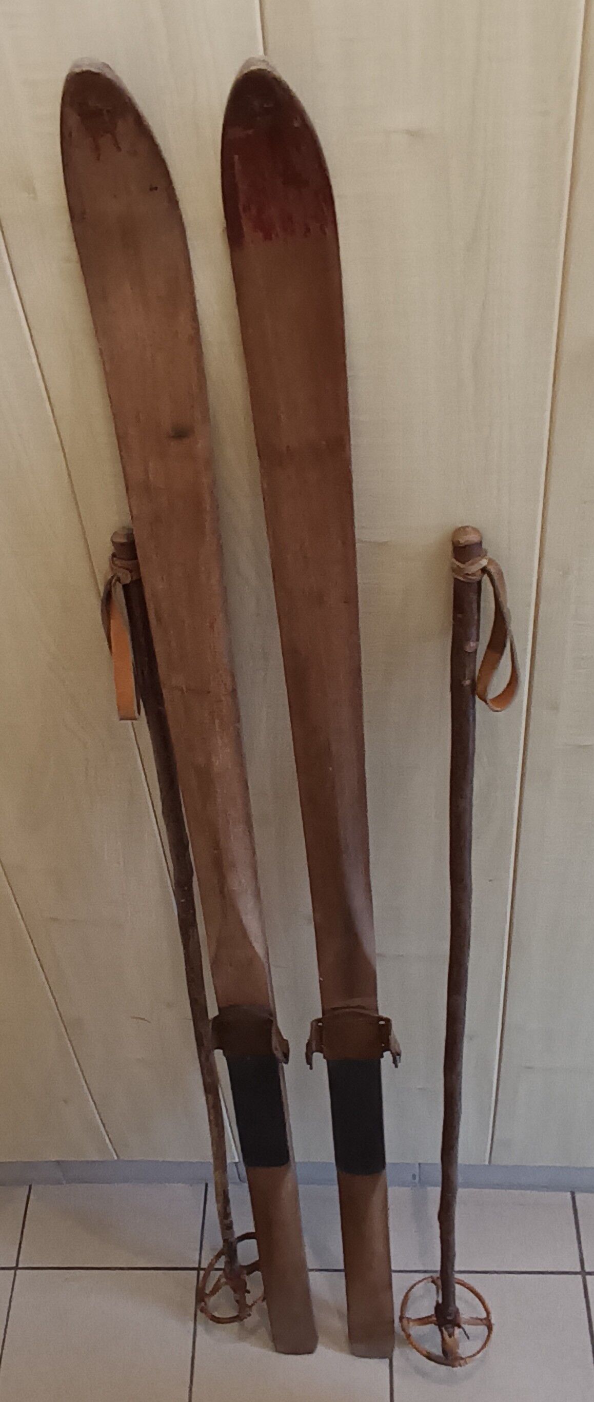 Old pair ski wood REKORD