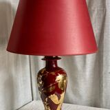 Vintage 1970 red and gold ceramic lamp with oriental decorations.