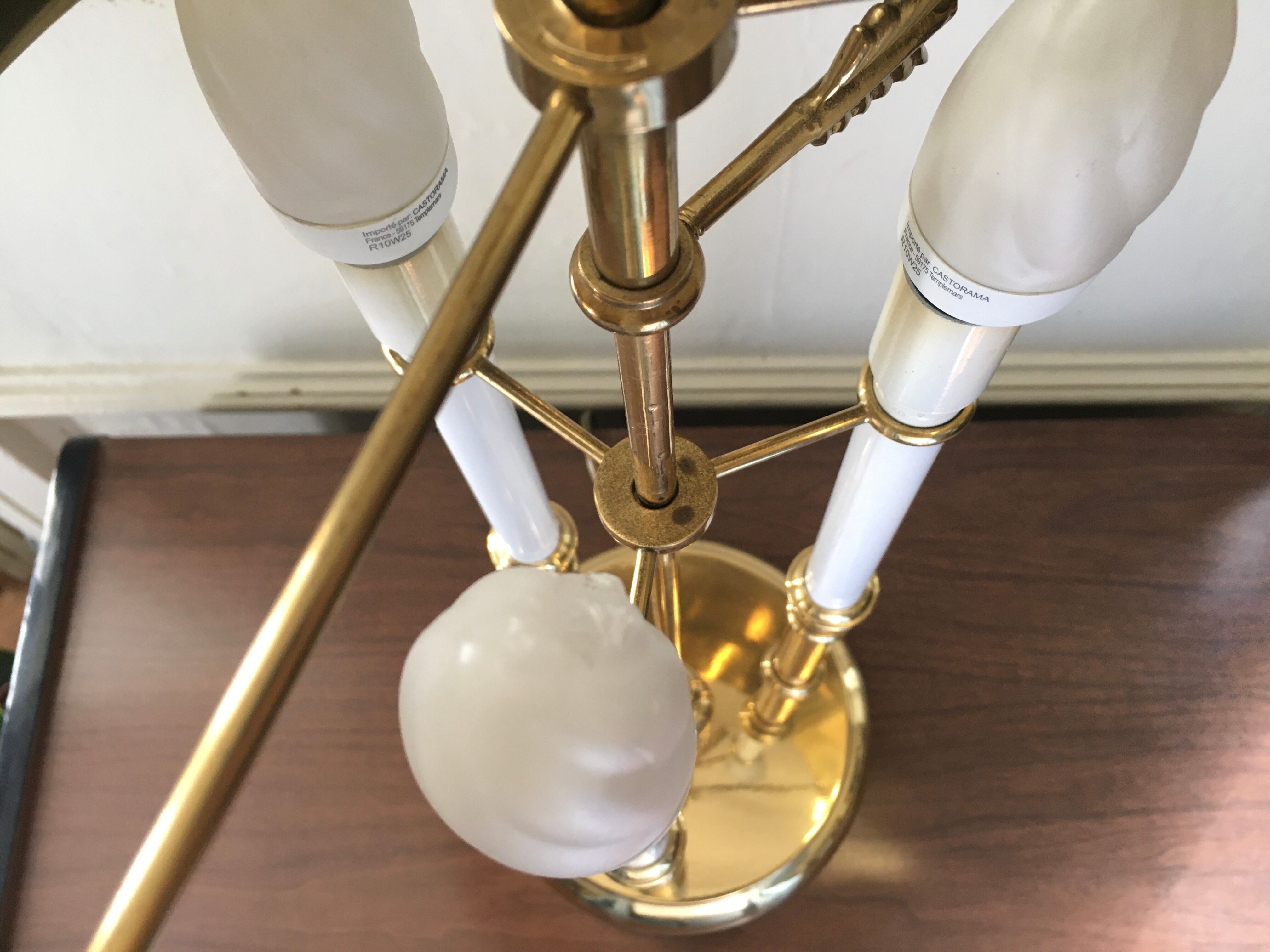 Golden bronze hot water lamp