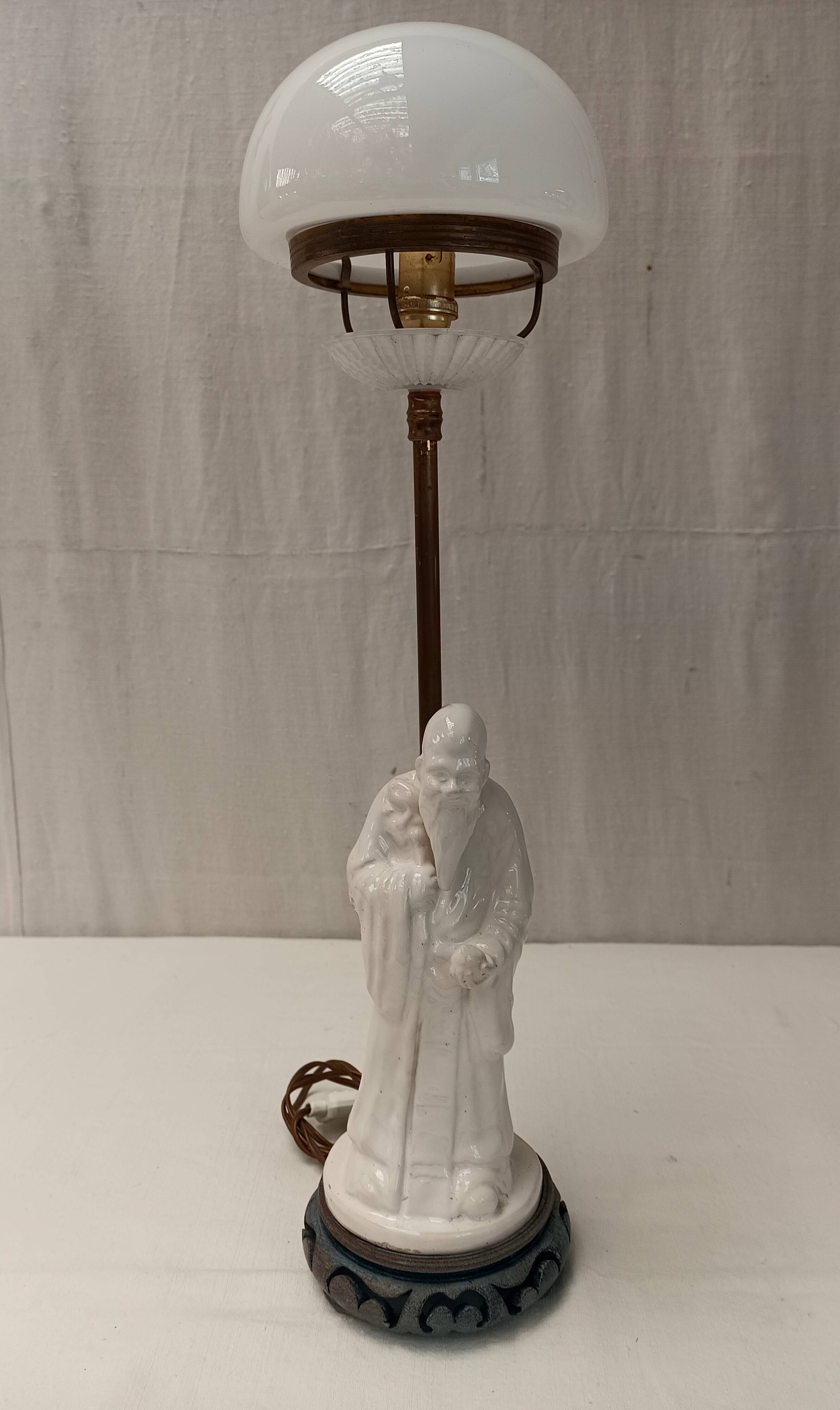 lampe ancienne porcelaine blanche opaline personnage SHOU 51 cm