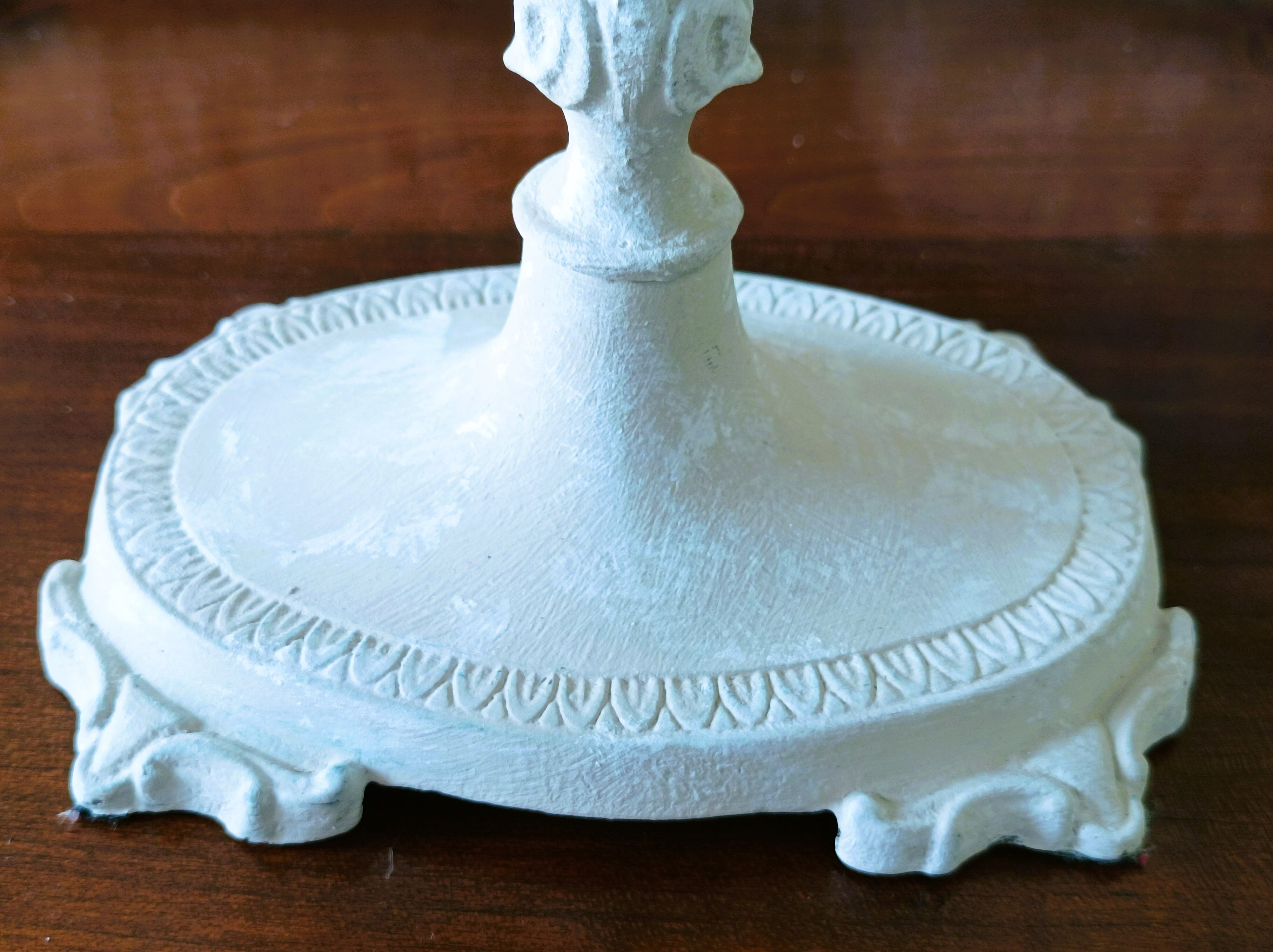 White table psyche mirror