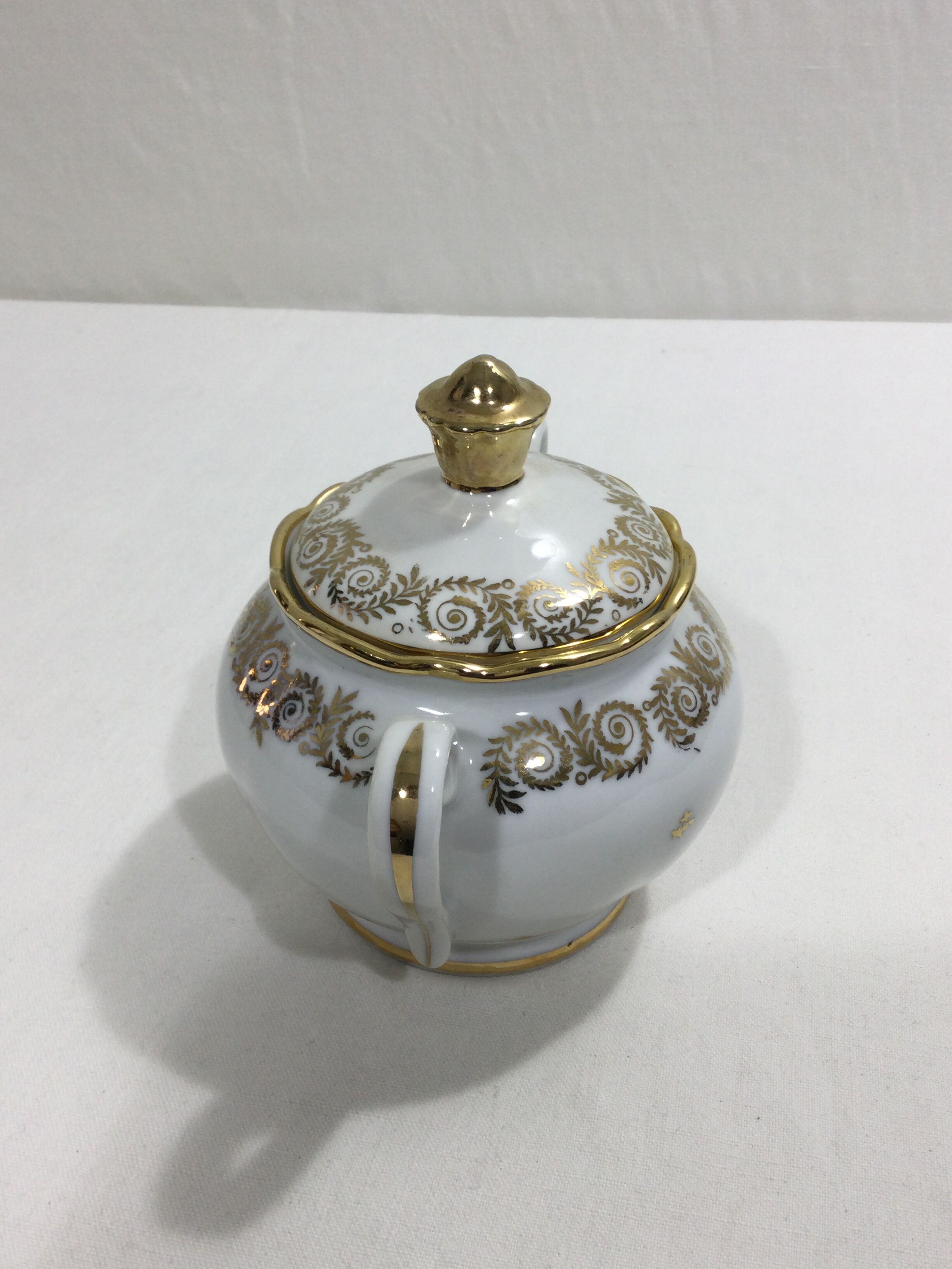 Be Reynolds - Limoges Porcelain tea set