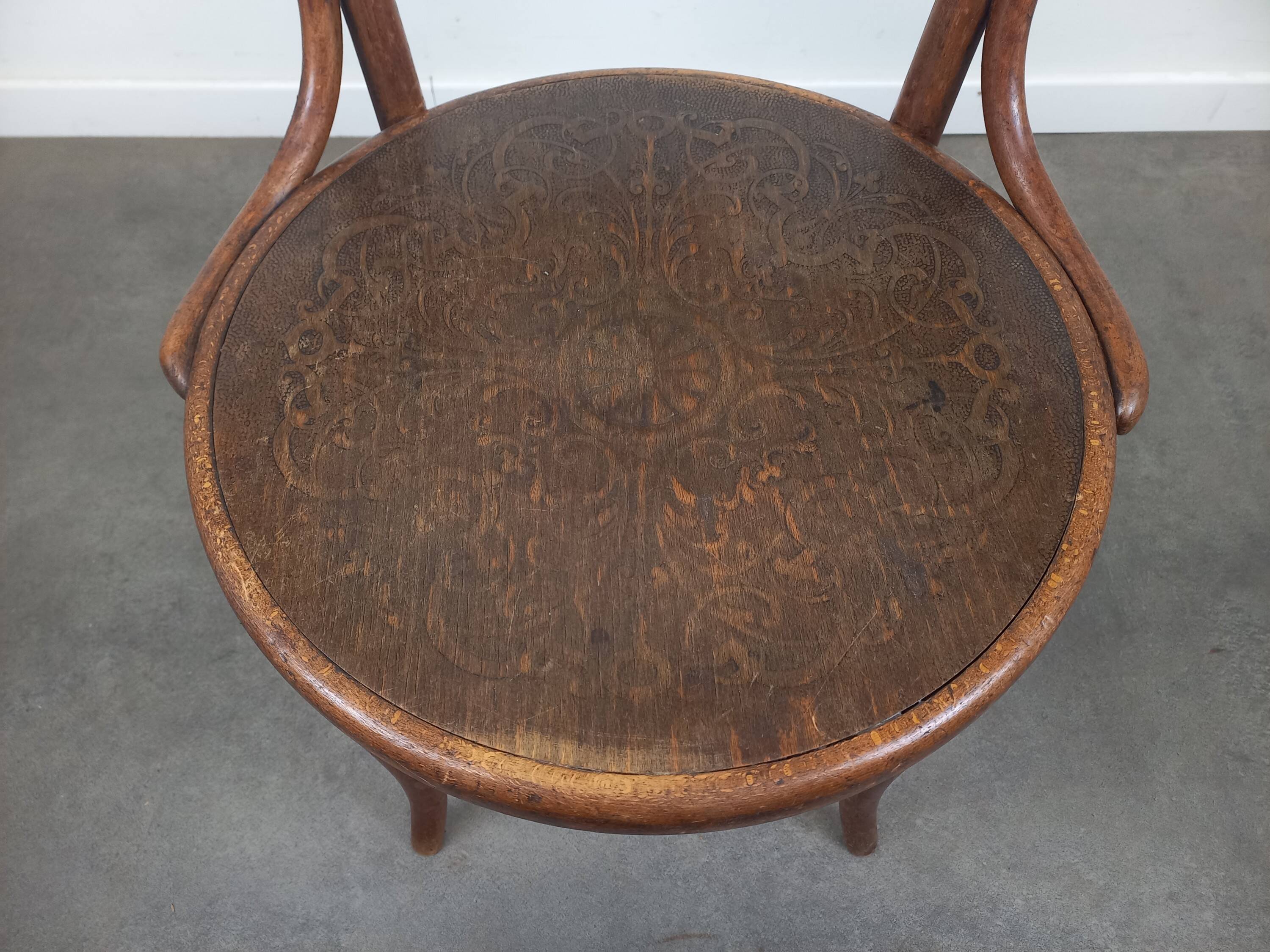 Bentwood chair Thonet