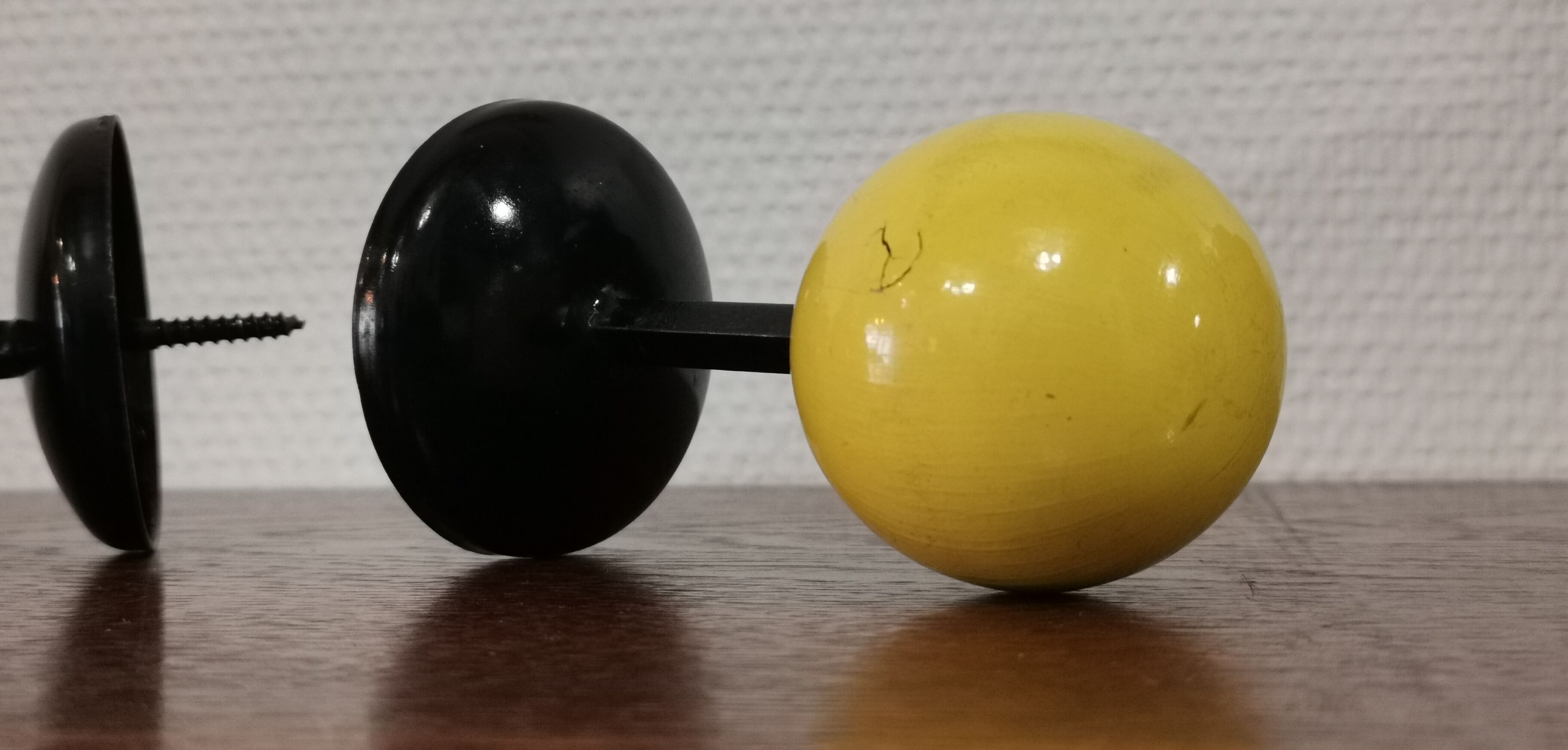 Hooks/coat rack colorful ball from the 50s