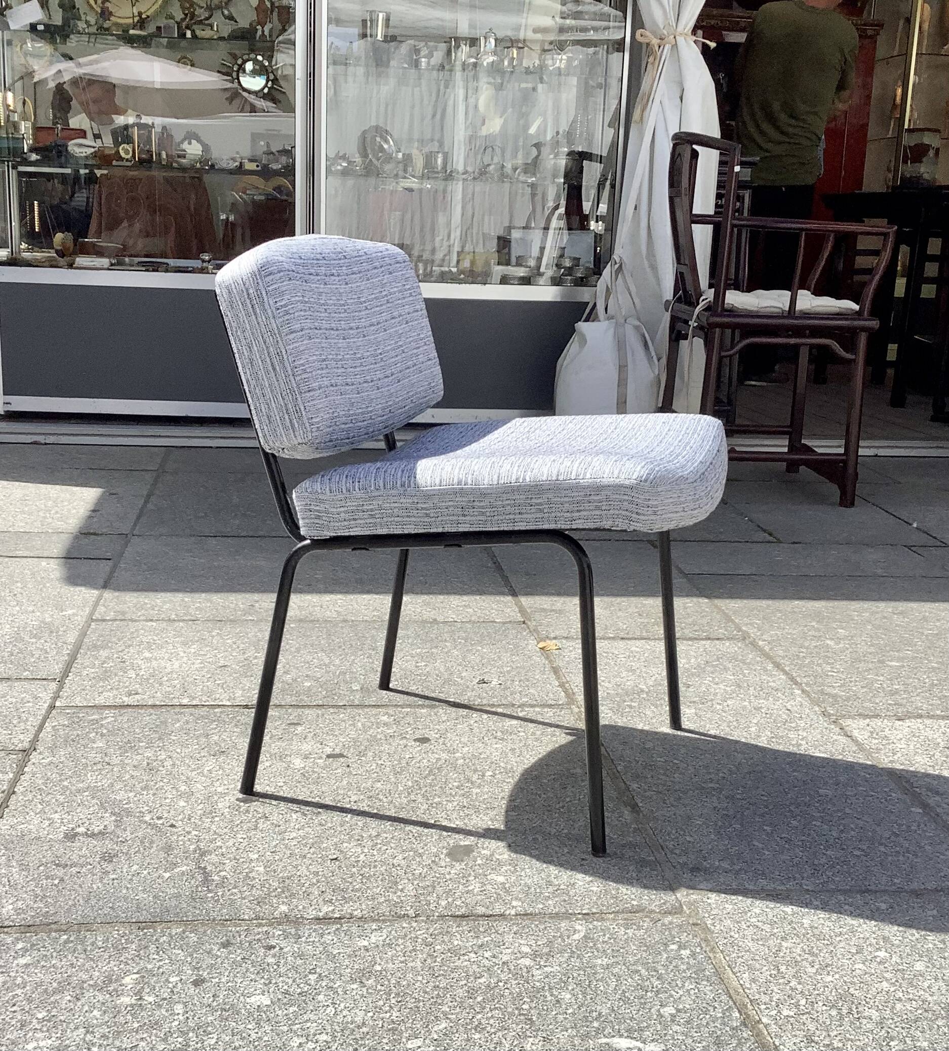 Low chair model “conseil” by Pierre Guariche meurop edition
