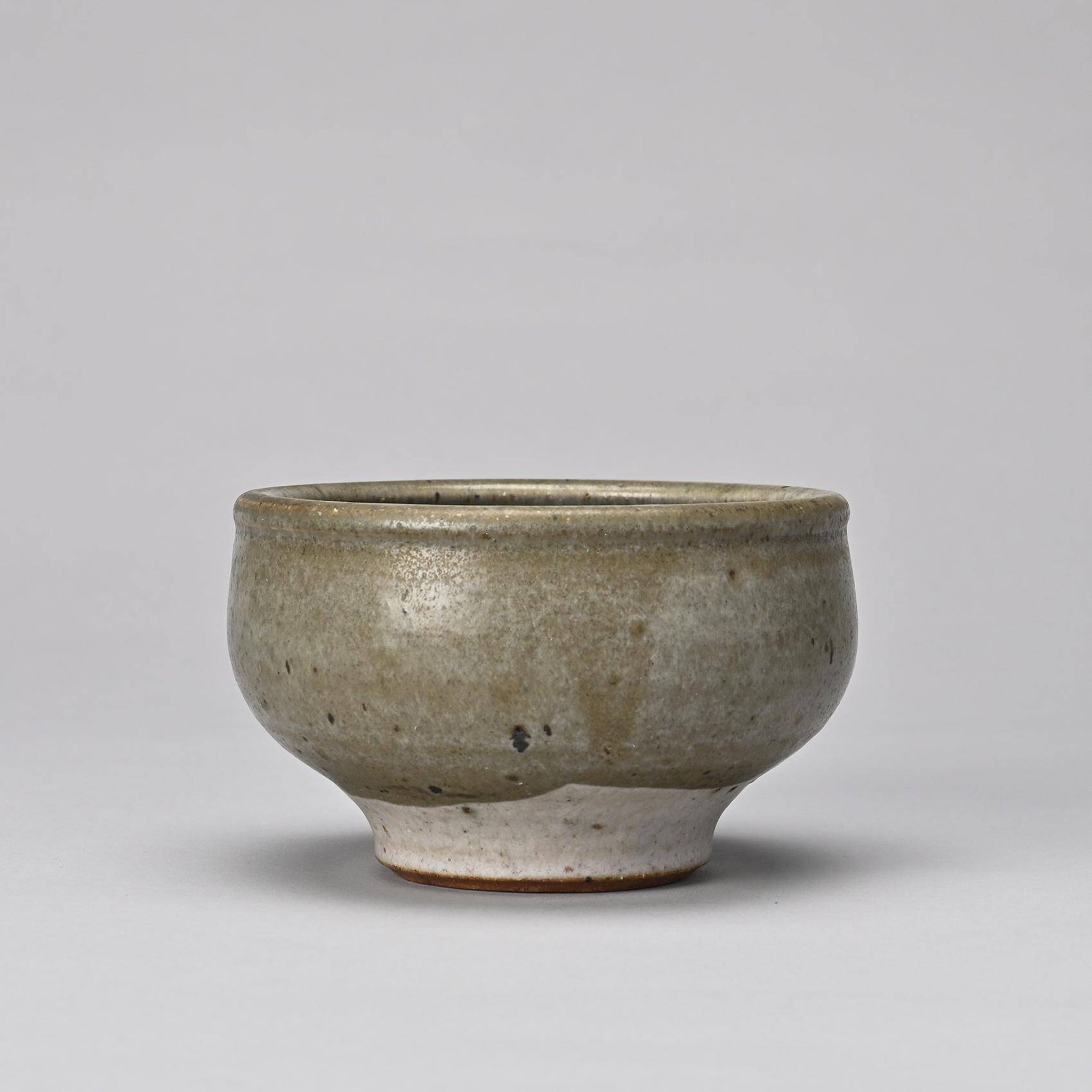 Bowl on pedestal by ceramist Edouard Chapallaz, circa 1970