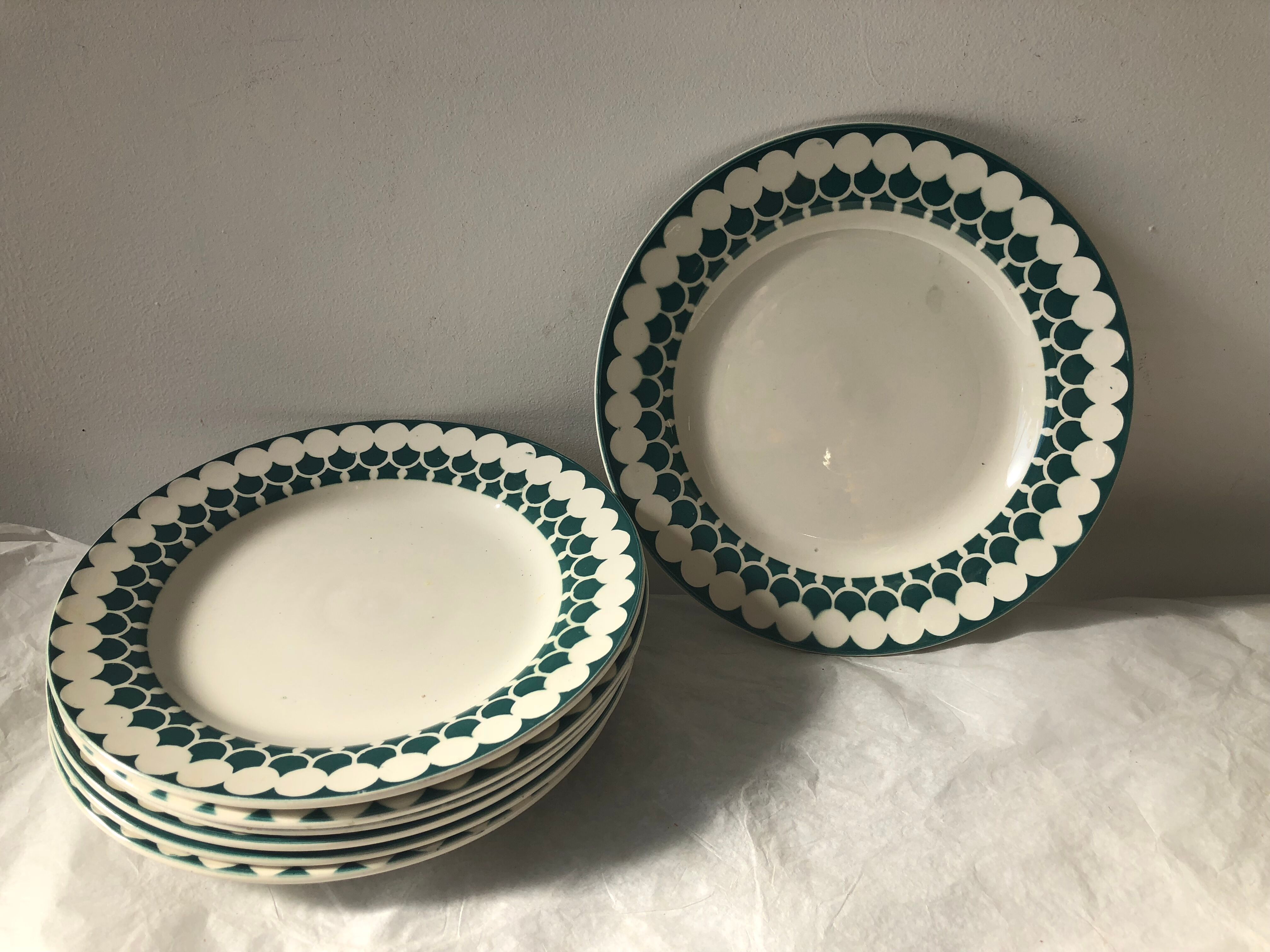 Set of 5 plates Sarreguemines Digoin model Europe