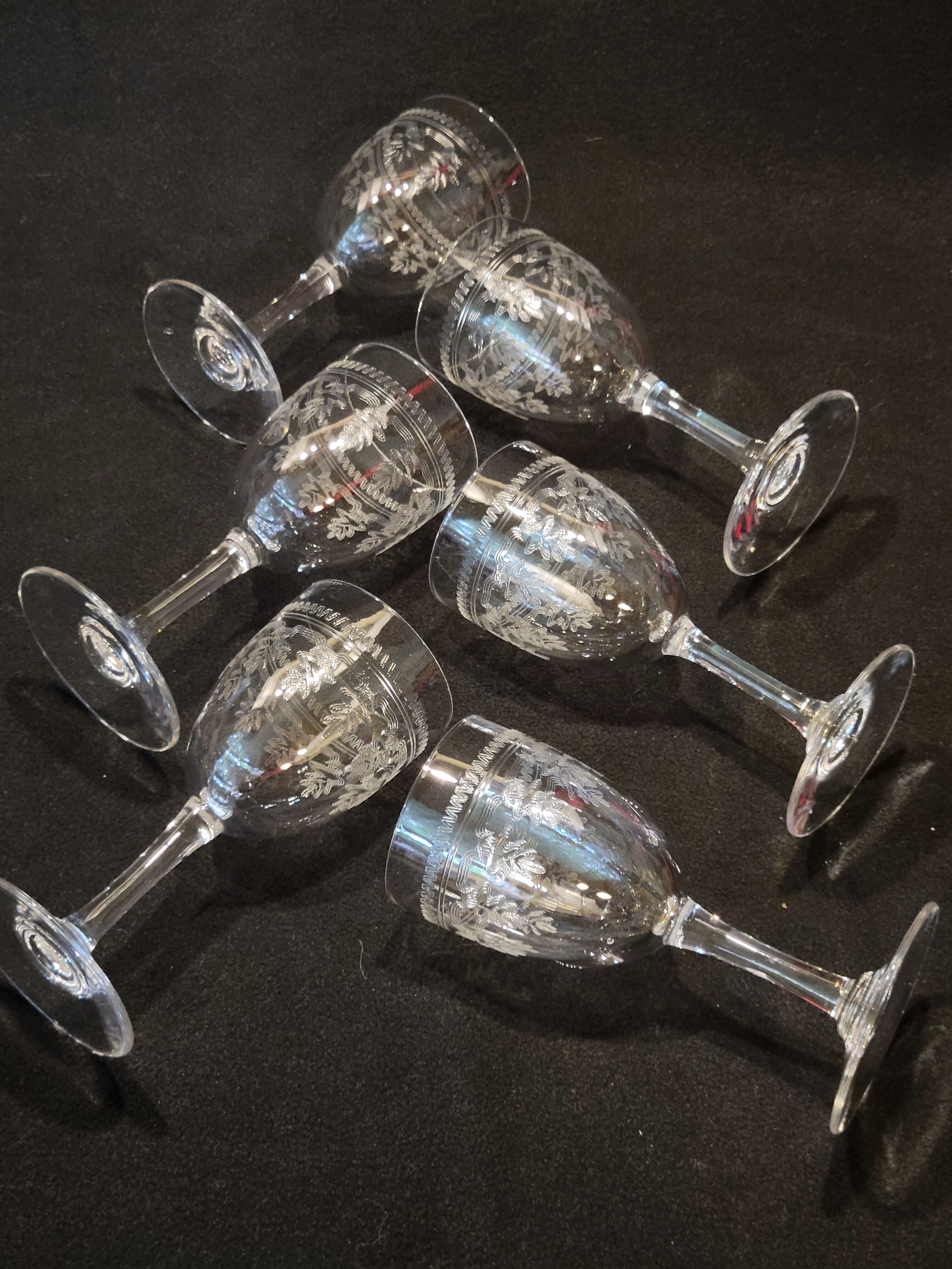 6 old glasses with engraved baccarat crystal wine stems