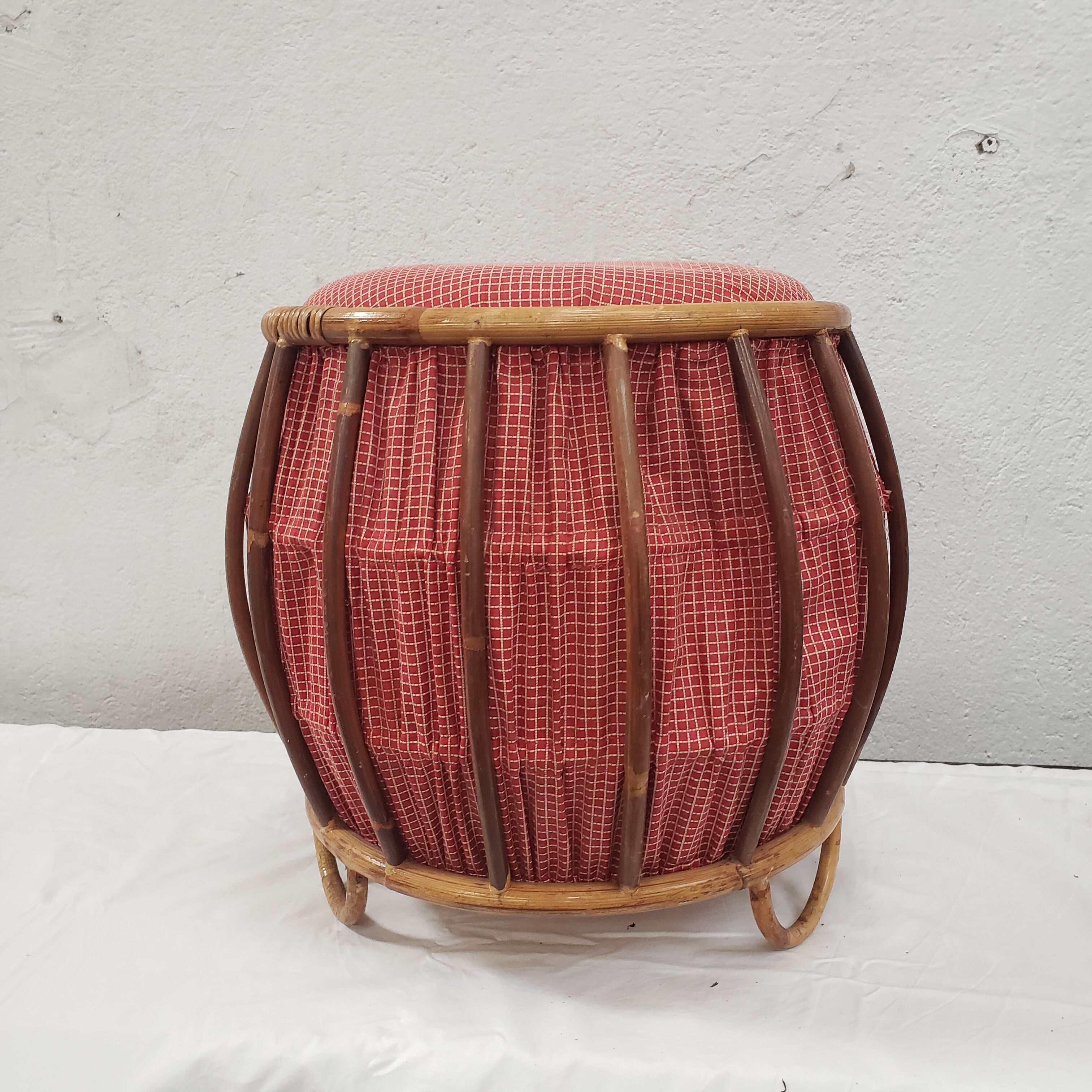 Vintage rattan stool / ottoman