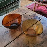 Pair of vintage amber and honey glass salad bowls – 1970s-80s