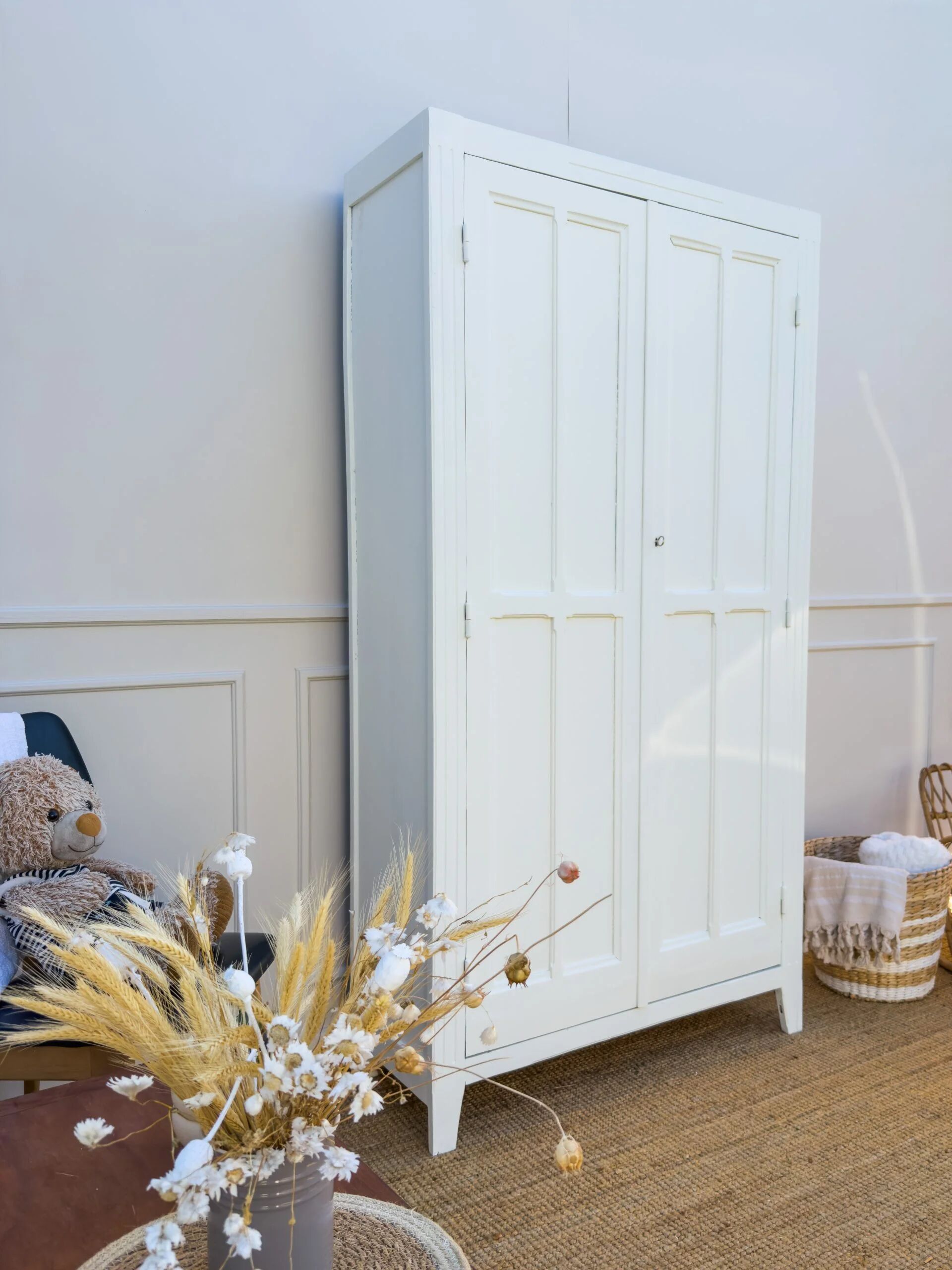Armoire parisienne