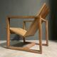 Fauteuil en bois moderniste