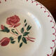 Lot de 4 assiettes creuses dépareillées en faïence ancienne • Décor fl