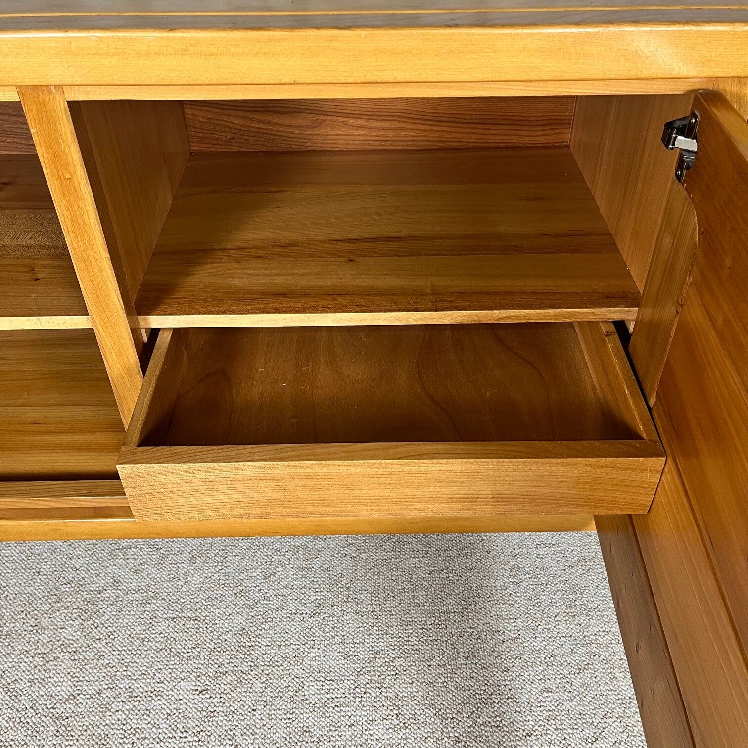 Large French sideboard in solid elm, 1970, attributed to Atelier Chauvin.
