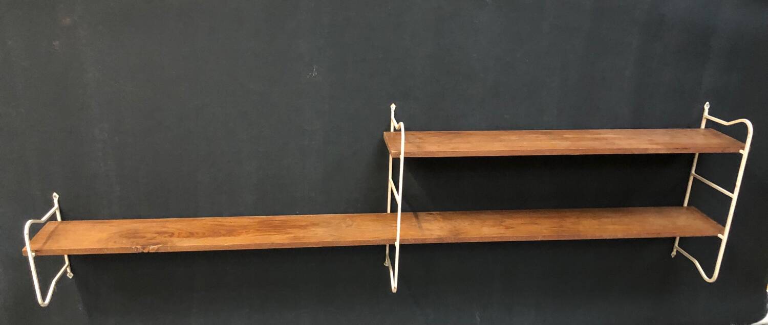 Tomado Scandinavian shelves