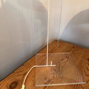 Lampe à poser design minimaliste Harco Loor en plexiglass et perspex