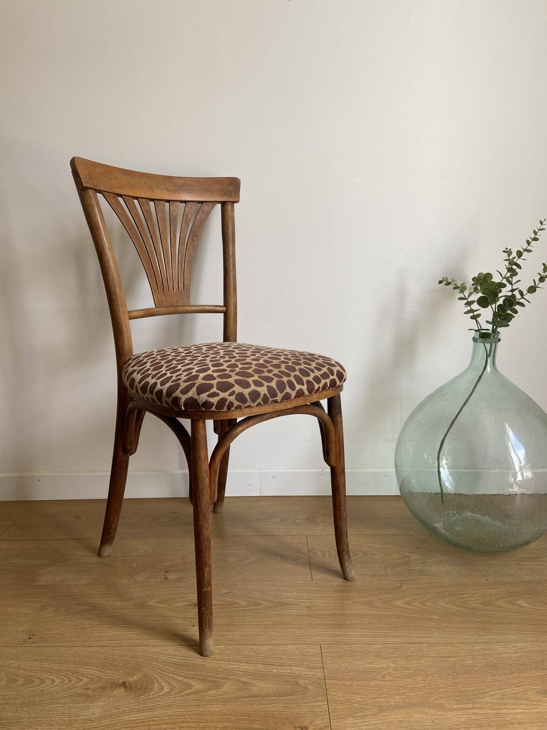 Chaise bistrot baumann bois et assise tissus